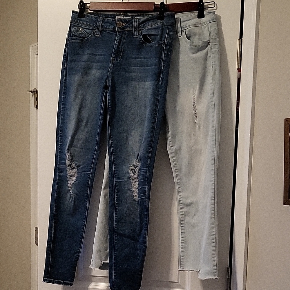 YMI Blue Skinny Jeans with Distressed Style